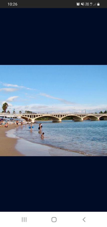 T2 Bord De Mer Avec Jardin Et Piscine Saint Aygulf Exterior photo